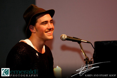 Matt Corby